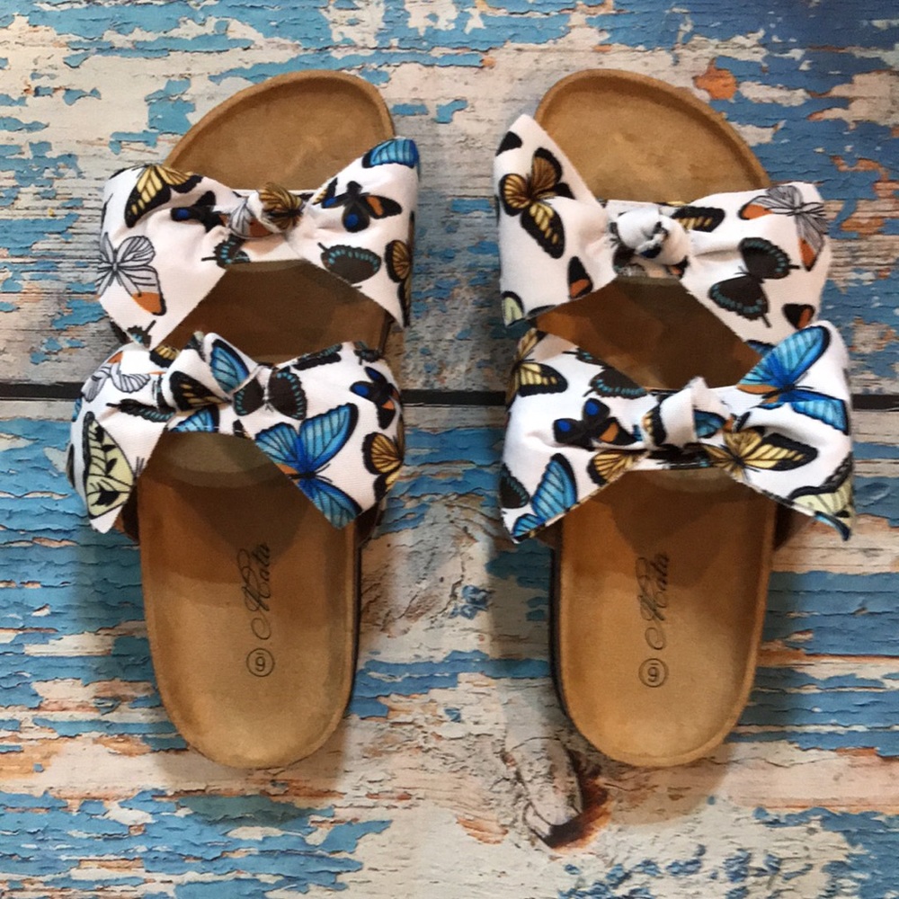 New Butterfly Bow Sandals - Picture 2 of 14